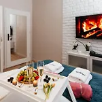 Maya's 59 - Milosci Apartmán *