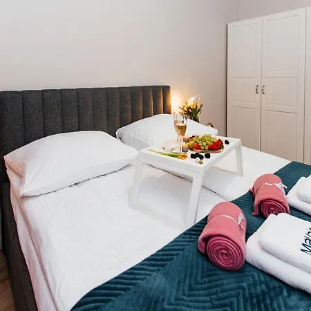 Maya's Flats & 59 - Milosci * Gdańsk