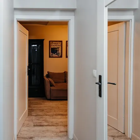 Apartamento Maya's Flats & 59 - Milosci