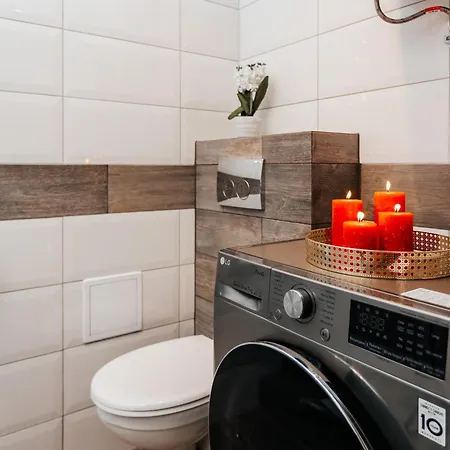 Maya's Flats & 59 - Milosci 公寓 *