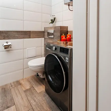 Maya's Flats & 59 - Milosci Apartamento