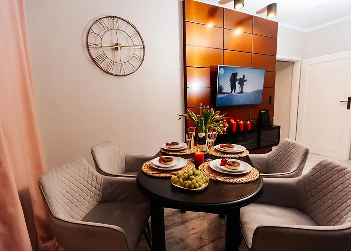 Maya's Flats & 59 - Milosci Апартаменты *