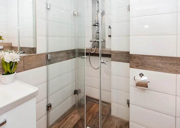 Maya's Flats & 59 - Milosci Апартаменты