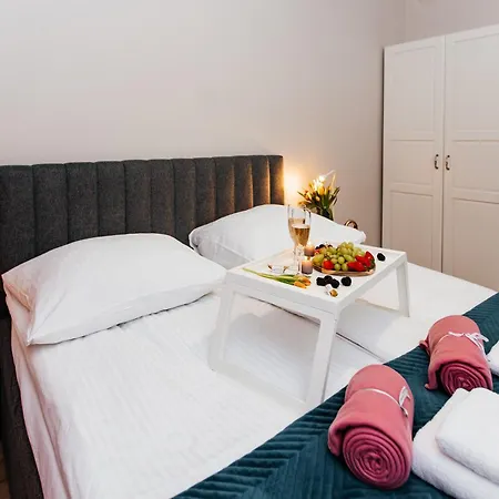 Maya's Flats&resorts 59 - Miłości